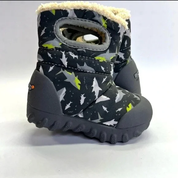 Bogs B-Smoc Kids Shark Print Waterproof Winter Boots- Toddler Size 5 - Picture 2 of 5